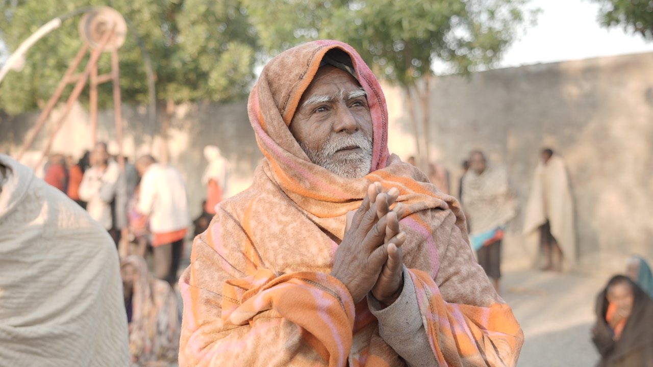 emotional singal person-001